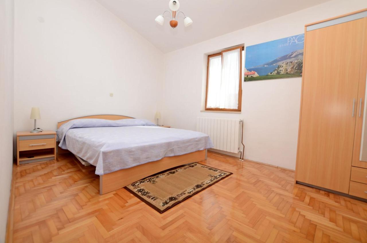 Apartments Josip Pavicini Bagian luar foto